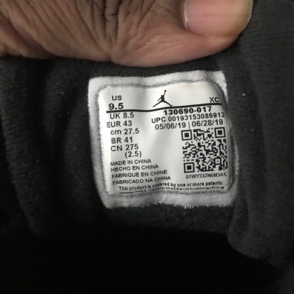 Air Jordan 12 Reverse Taxi - Picture 5 of 5